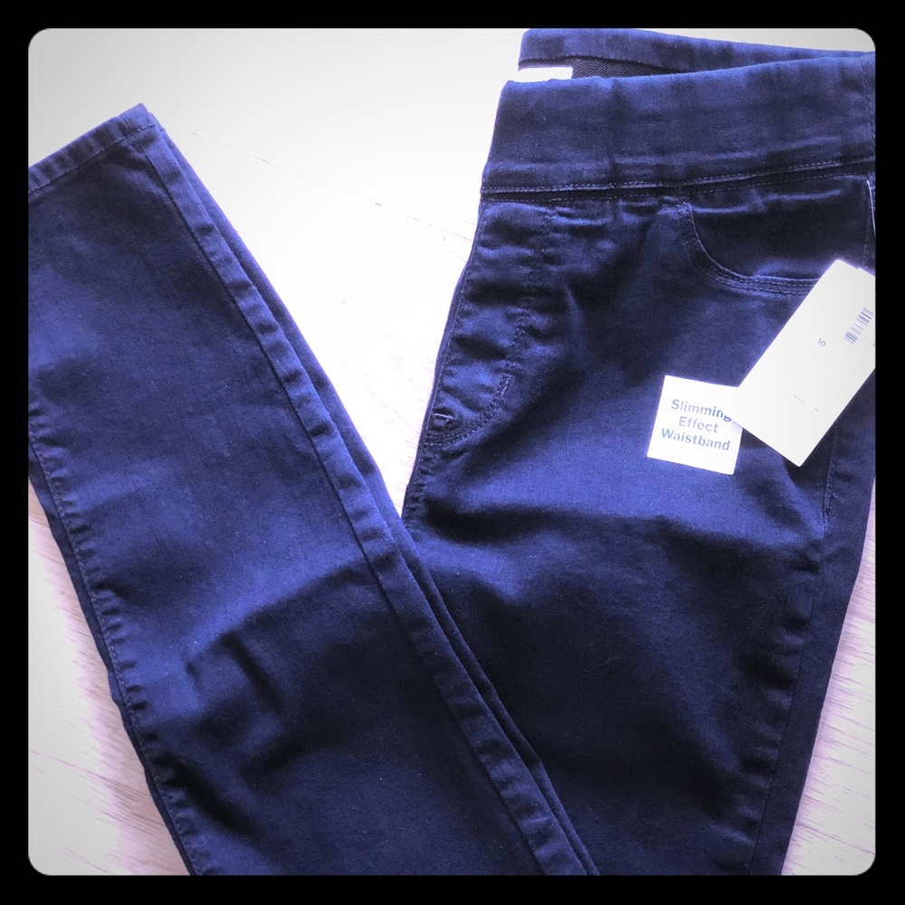 Old Navy Womans Rockstar jeggings NWOT